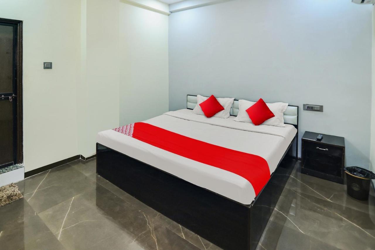 Oyo Hotel Blackgold Chandrapur Exterior foto
