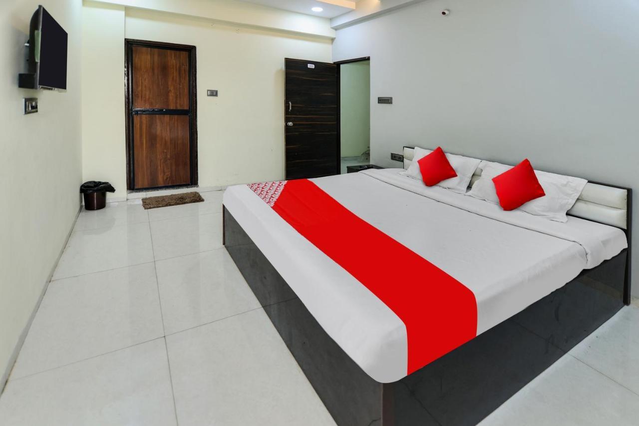 Oyo Hotel Blackgold Chandrapur Exterior foto