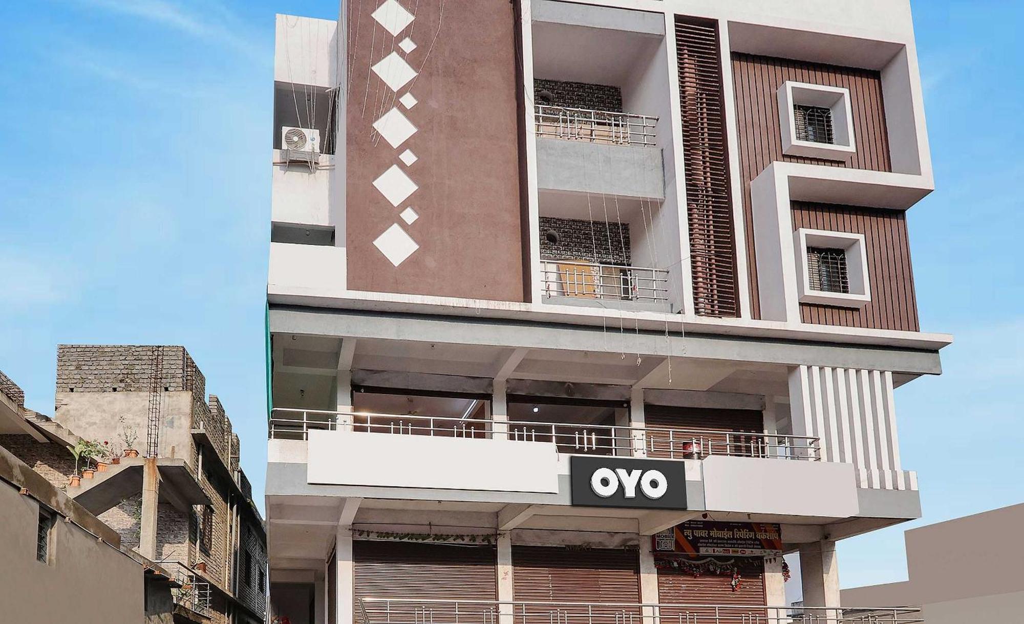 Oyo Hotel Blackgold Chandrapur Exterior foto